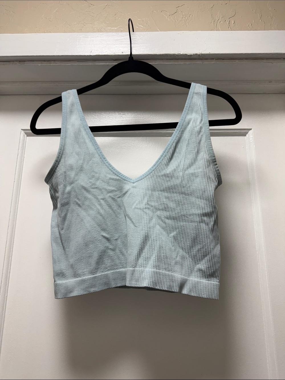 Colsie Light Blue Ribbed V-Neck Crop Tank